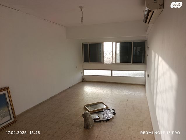 ז'בוטינסקי 438