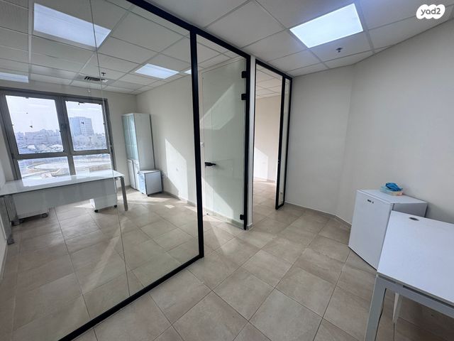 מקס נורדאו 21