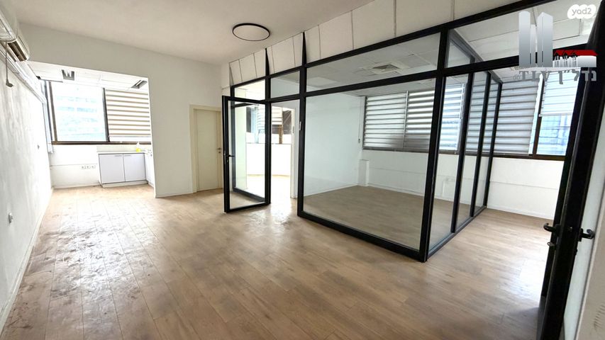 משרדים, מונטיפיורי, הרכבת, תל אביב יפו