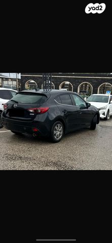 מודעת רכב מאזדה 3