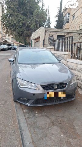 מודעת רכב סיאט לאון