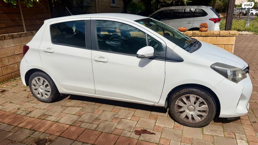 מודעת רכב טויוטה יאריס