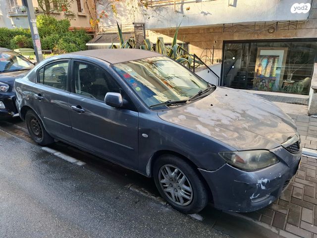 מודעת רכב מאזדה 3