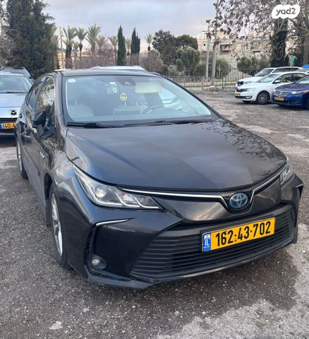 מודעת רכב טויוטה קורולה