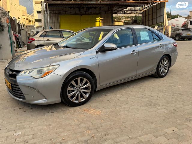 מודעת רכב טויוטה קאמרי