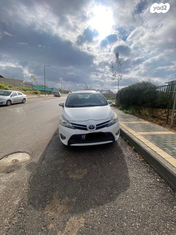 מודעת רכב טויוטה ורסו