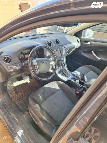 מודעת רכב פורד מונדאו