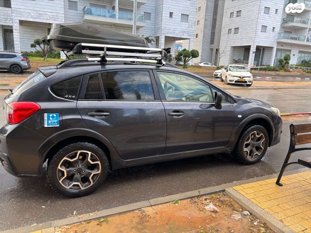 מודעת רכב סובארו XV