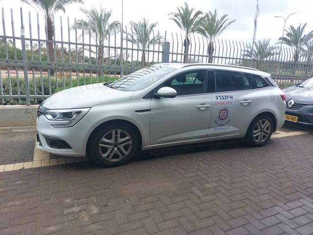מודעת רכב רנו מגאן