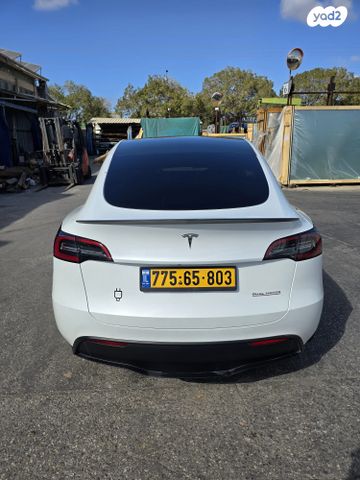 מודעת רכב טסלה מודל Y