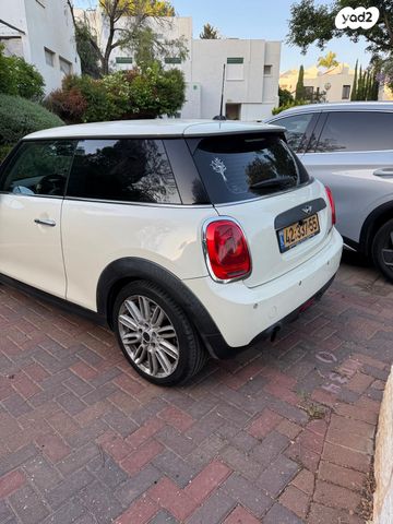 מודעת רכב מיני קופר