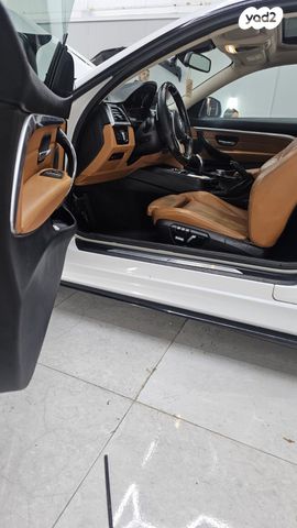 מודעת רכב ב מ וו סדרה 4