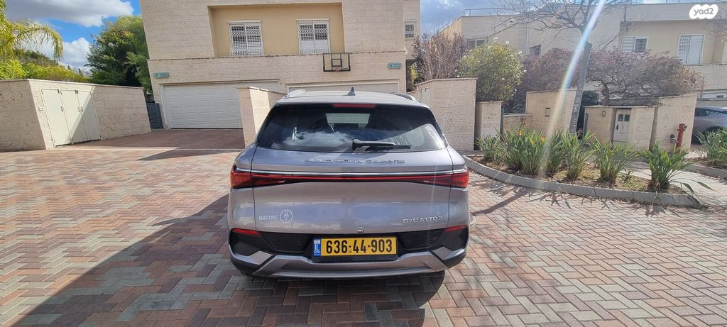 מודעת רכב בי.ווי.די אטו 3