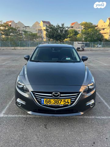 מודעת רכב מאזדה 3