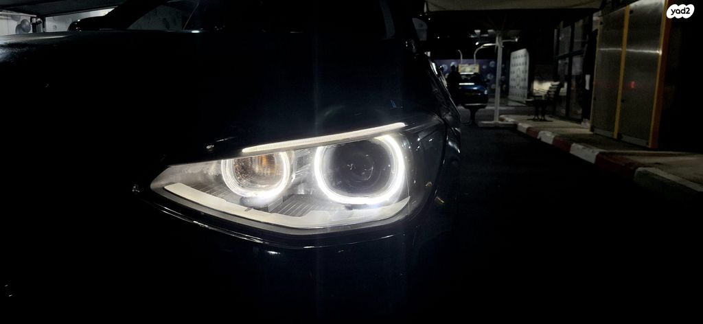 מודעת רכב ב מ וו סדרה 1