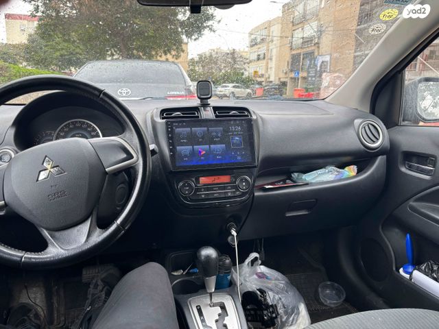 מודעת רכב מיצובישי אטראז'