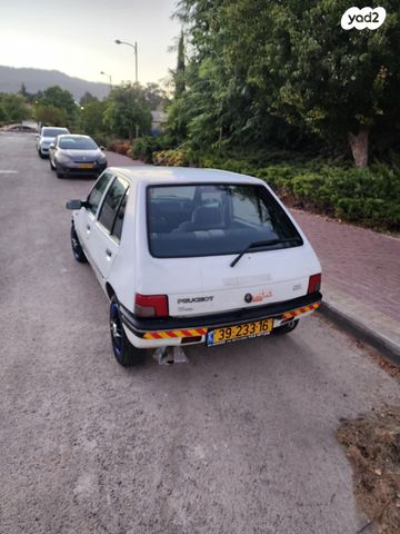 מודעת רכב פיג'ו 205