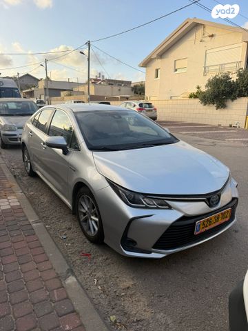 מודעת רכב טויוטה קורולה