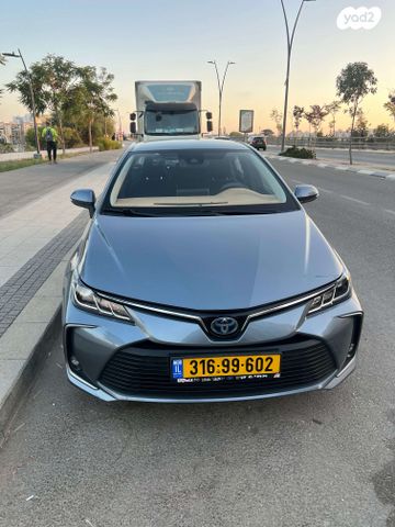 מודעת רכב טויוטה קורולה