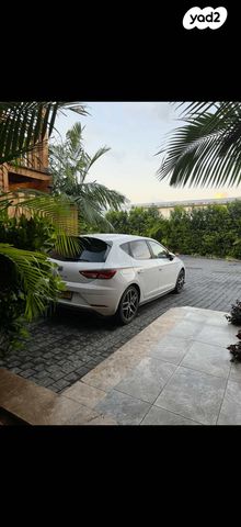 מודעת רכב סיאט לאון