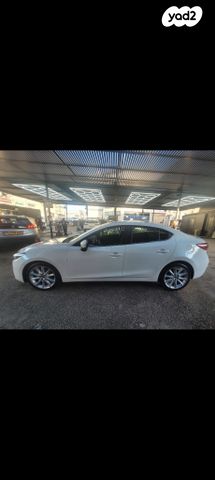 מודעת רכב מאזדה 3