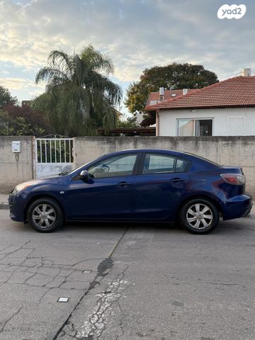 מודעת רכב מאזדה 3