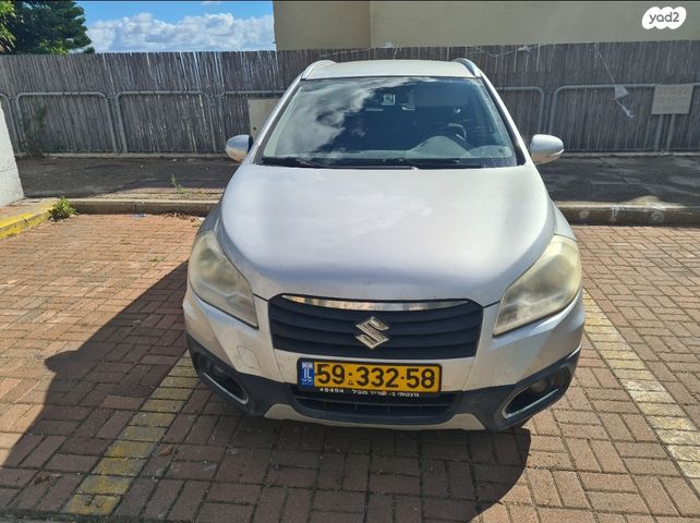 מודעת רכב סוזוקי קרוסאובר