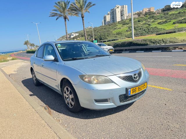 מודעת רכב מאזדה 3