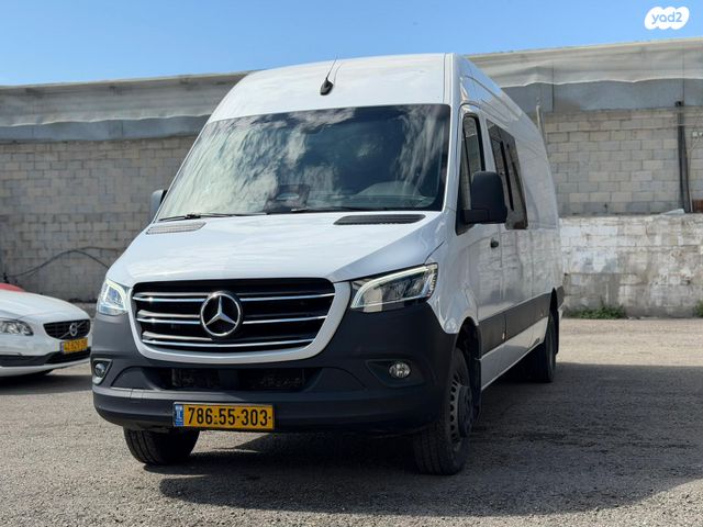 מודעת רכב מרצדס-בנץ ספרינטר