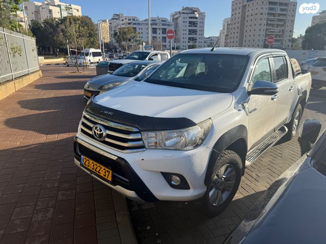 מודעת רכב טויוטה היילקס