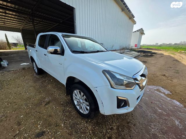 מודעת רכב איסוזו די-מקס