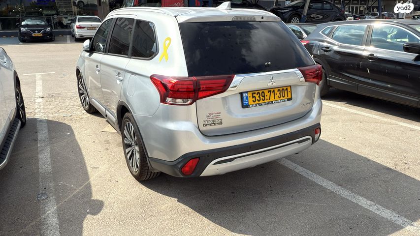 מודעת רכב מיצובישי אאוטלנדר