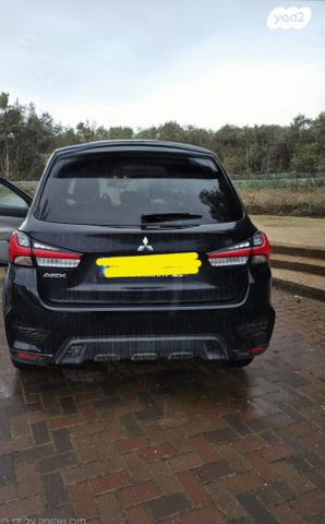 מודעת רכב מיצובישי ASX