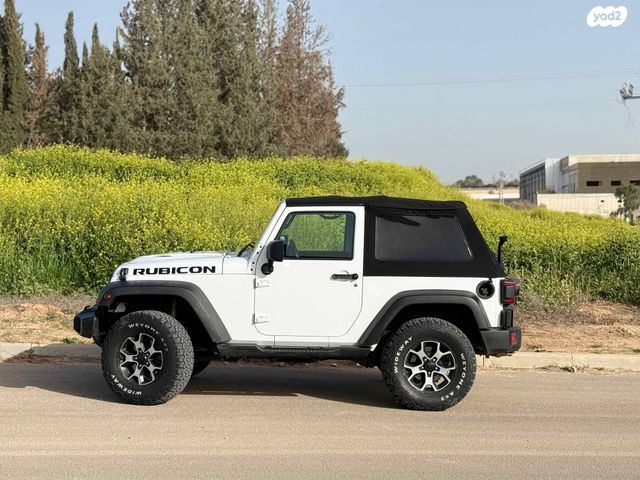 מודעת רכב ג'יפ רנגלר