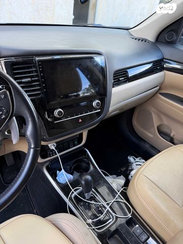 מודעת רכב מיצובישי אאוטלנדר