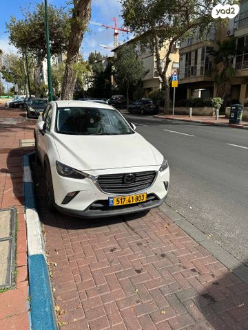 מודעת רכב מאזדה CX-3
