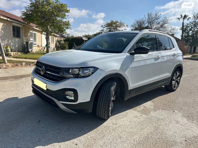 מודעת רכב פולקסווגן T-קרוס