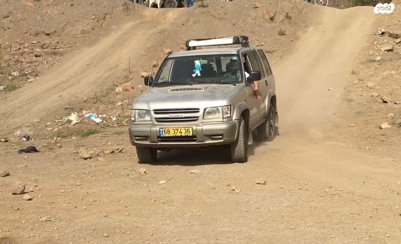 מודעת רכב איסוזו טרופר