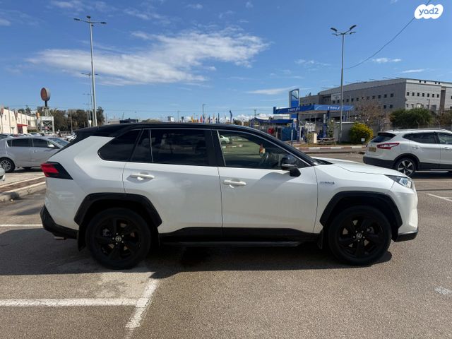 מודעת רכב טויוטה RAV4