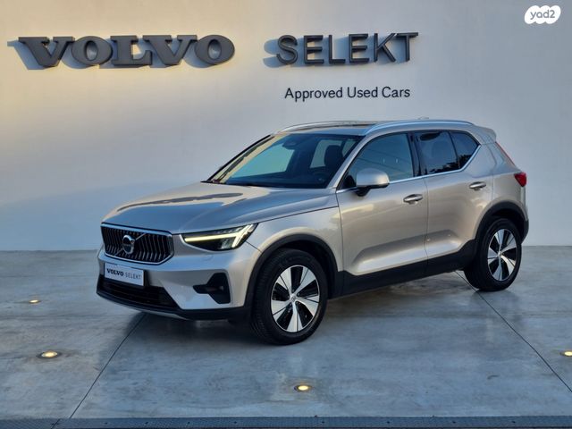 מודעת רכב וולוו XC40
