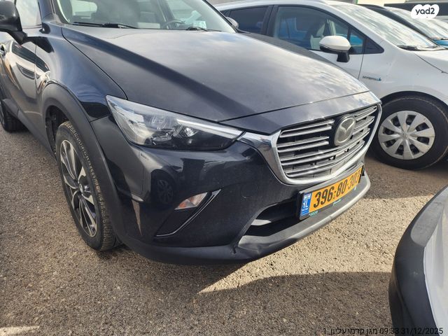 מודעת רכב מאזדה CX-3