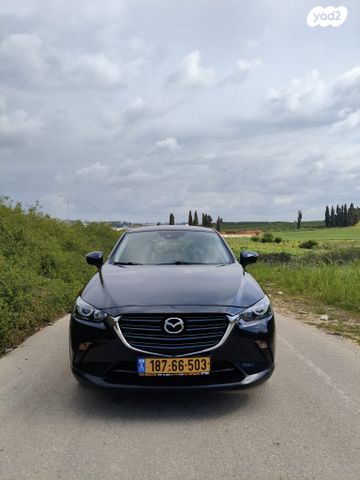 מודעת רכב מאזדה CX-3