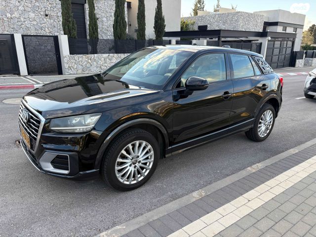 מודעת רכב אאודי Q2