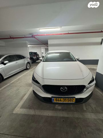 מודעת רכב מאזדה CX-30