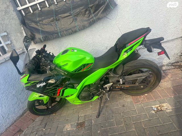 מודעת רכב קאוואסאקי נינג'ה 400