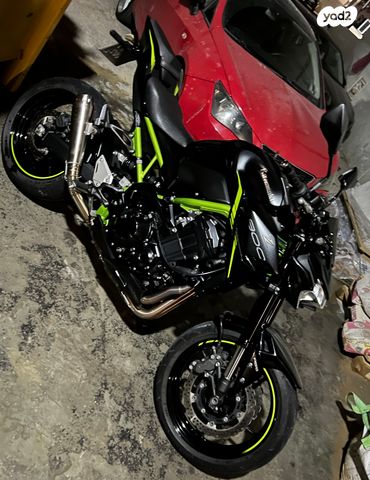 מודעת רכב קאוואסאקי Z900