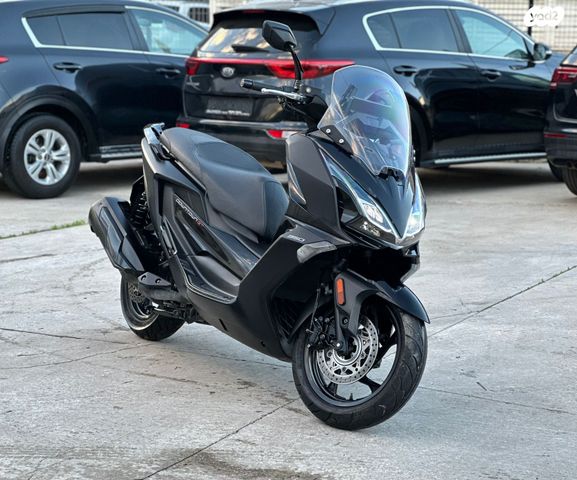 מודעת רכב קימקו דאון-טאון 350