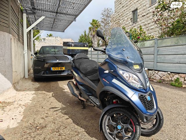 מודעת רכב פיאג'ו MP3 500