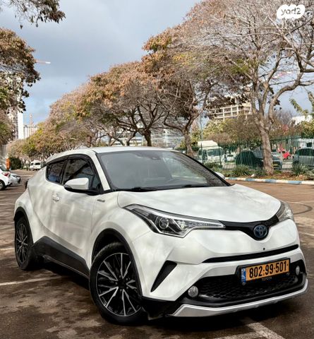 מודעת רכב טויוטה C-HR