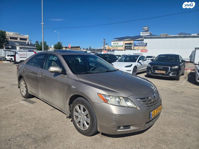 מודעת רכב טויוטה קאמרי